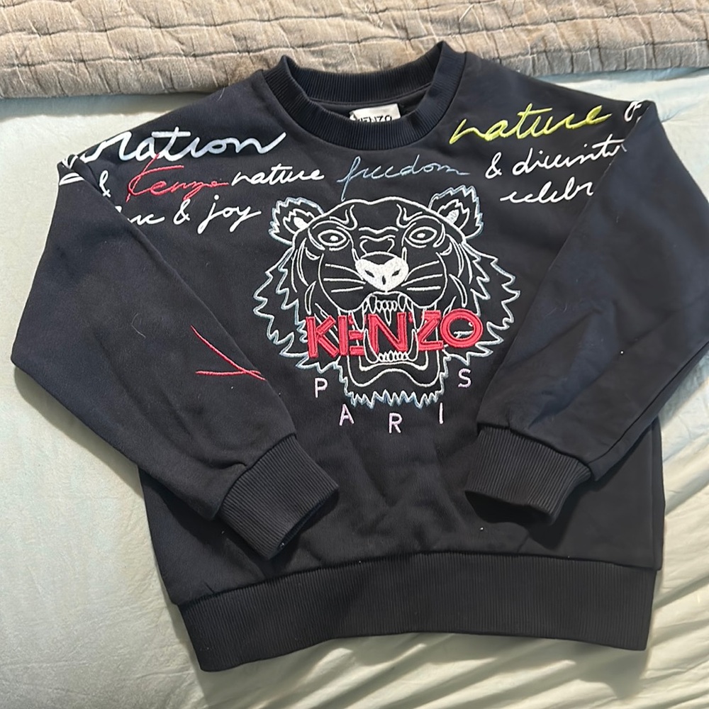 KENZO KIDS
GIRLS GREY TIGER SWEATSHIRT
